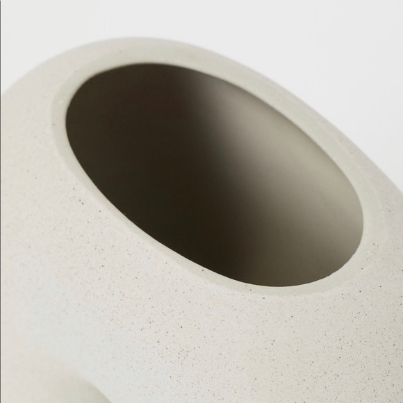 H&M Accents Hm Ceramic Vase Arch Vase U Shape Vase Stoneware Vase